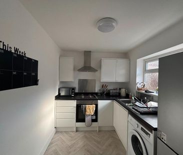 4 bedroom house share to rent - Photo 4