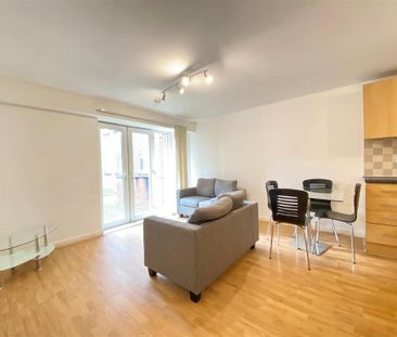 2 bedroom apartment to rent - Photo 5