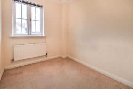 Langley Gardens, Potton, Sandy - Photo 3