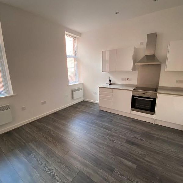 Studio to rent - Photo 1