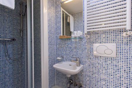 Flat 409 North Gower Street, Euston NW1 2LY - Photo 4