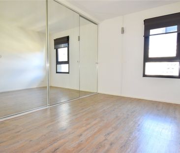 718/838 Bourke Street - Photo 2