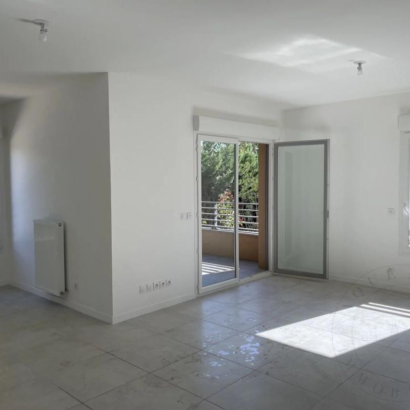 Location Appartement 4 pièces 93m² CHAPONOST 69630 - Photo 1