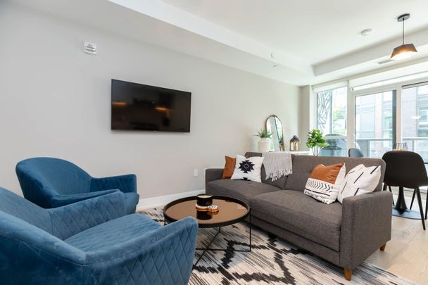 For Lease - 1331 Queen Street Unit# 207, Toronto, Ontario - Photo 1