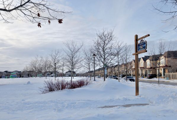 For Lease - 95 Dundas Street Unit# 109, Oakville, Ontario - Photo 1