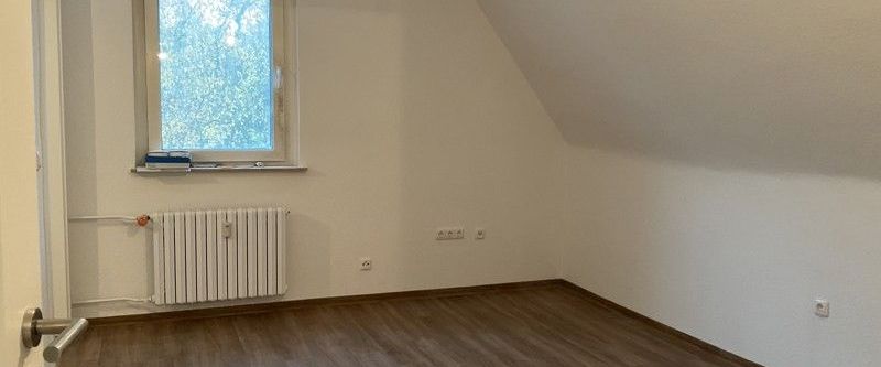 Gemütliche 2-Zimmer-Dachgeschosswohnung! - Foto 1