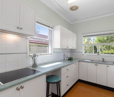 47 Fairburn Avenue, West Pennant Hills NSW 2125 - House For Rent | ... - Photo 6