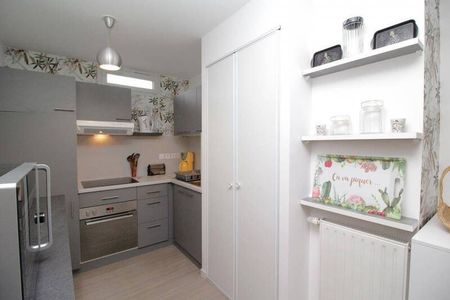 Appartement 3 pièces - - Photo 2