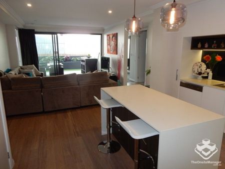 Stunning Ground Floor Love St Apartment - Photo 5
