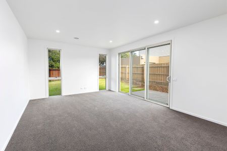 Unit 1/24 South Road, Rosebud. - Photo 4