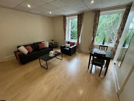1 bedroom flat to rent - Photo 3