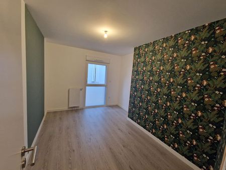 Location Appartement 4 pièces 85m² - Photo 5