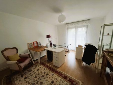 Location Appartement 4 pièces 125m² - Photo 3