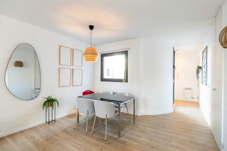 Carrer de la Indústria, Barcelona, Catalonia 08025 - Foto 4