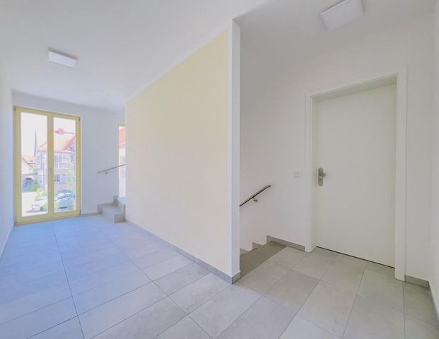 Großzügige & Moderne 5-Raum-Wohnung mit Einbauküche, Balkon und Elbblick - Foto 1