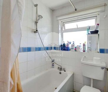 Laurels Road, Iver Heath, SL0 - Photo 6