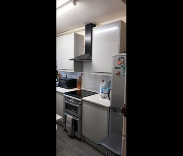 Room in a Shared Flat, Collinson Street, SE1 - Photo 4