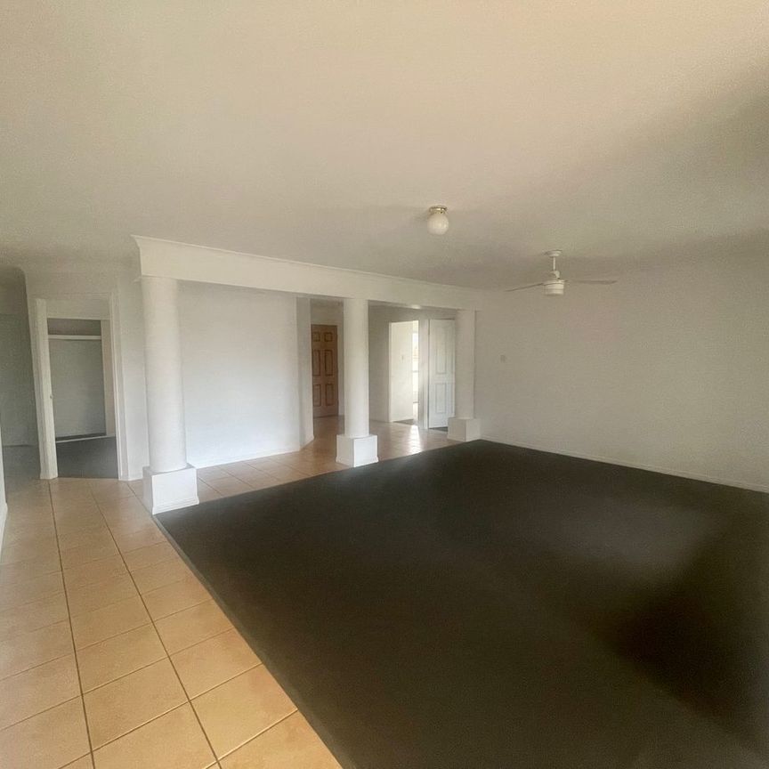 A Pacific Pines Gem - Photo 1