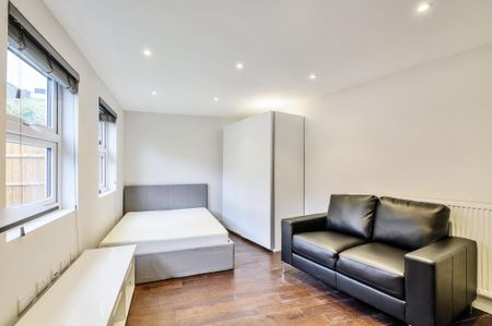 Studio to rent - Photo 3