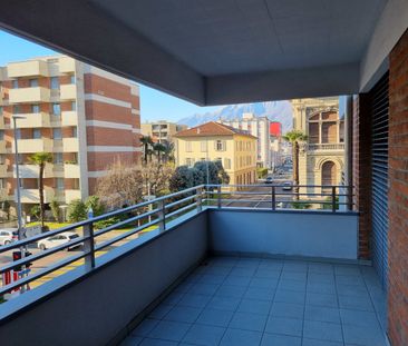 Ufficio luminoso di 2 locali in centro città - Foto 5