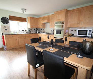 2 bedroom house to rent - Photo 2