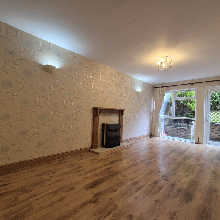 Fieldfare Road, Stourbridge, DY9 - Photo 1