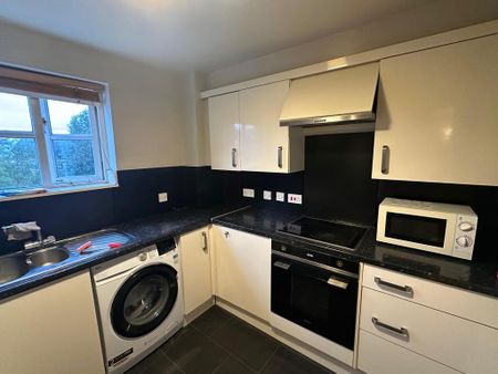 2 bedroom apartment to rent - Photo 2