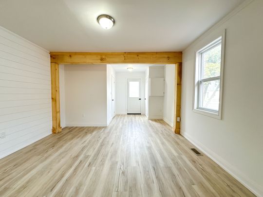 For Lease - 233 PELHAM Road Unit# UPPER, St. Catharines, Ontario - Photo 1