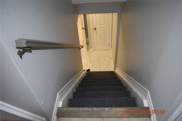 For Lease - 854 Moretta Avenue, Pickering, Ontario - Photo 1