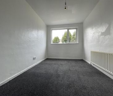 32 Donaghadee Road, Newtownards, BT23 7ET - Photo 5