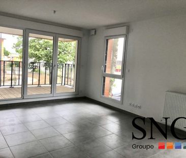 T3 AVEC LOGGIA ET DEUX PARKINGS - Photo 1