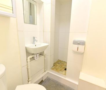 1 bedroom property to rent - Photo 3