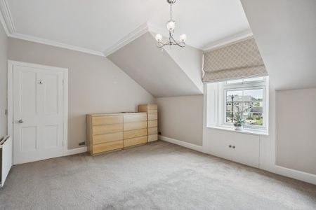4 bedroom detached villa to rent - Photo 3