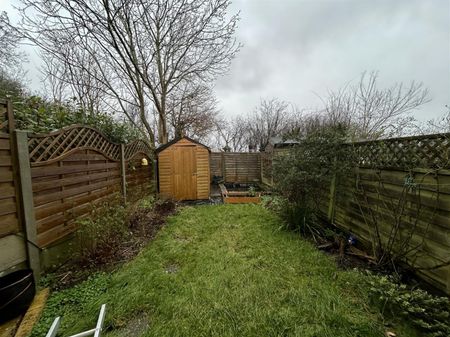 2 Bedroom House To Let - Photo 4