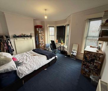 Tennyson Road, SO17 - Photo 5