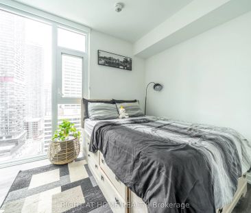 33 Helendale Avenue #1806 - Photo 1