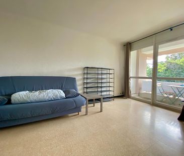 « AVIGNON EM - STUDIO MEUBLÉ 29.4M² AVEC BALCON » - Photo 6