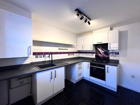 3 bedroom terraced house to rent - Photo 4