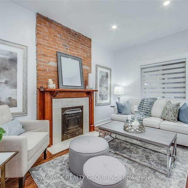 57 Bertmount Avenue apartment — Toronto, ON (2-Bedroom) - 2 Bedroom - Photo 1