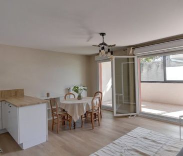 Location Appartement 3 pièces Meublé 63m² CALUIRE ET CUIRE 69300 - Photo 2