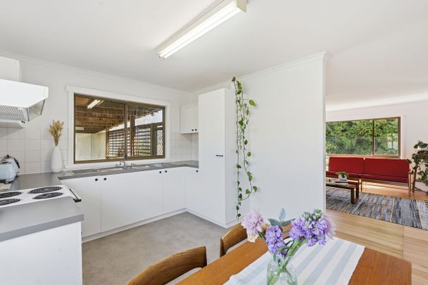 Charming 3-Bedroom House for Lease in Brighton - Photo 1