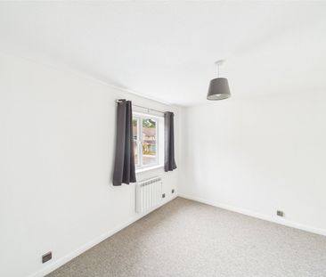 Anxey Way, Haddenham, Aylesbury, Buckinghamshire, HP17 - Photo 4