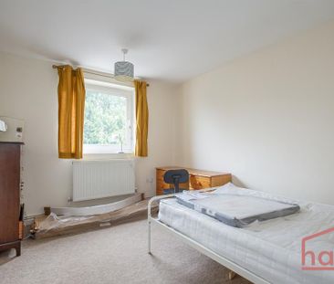 1 bedroom in a flat share to rent - Photo 6