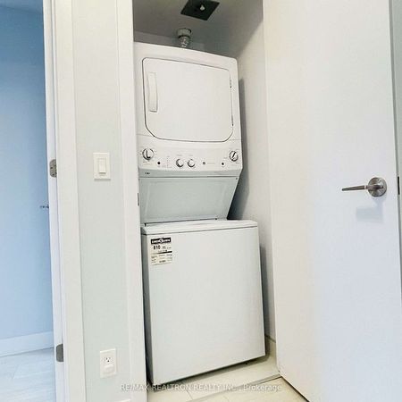 For Lease - 2221 Yonge Street Unit# 1007, Toronto, Ontario - Photo 5