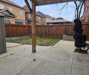 For Lease - 78 Enford Crescent, Brampton, Ontario - Photo 5