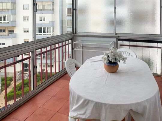 Nice furnished T3 in Galiza, São João do Estoril. - Photo 1
