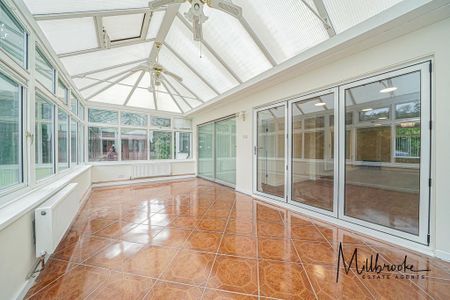 4 bedroom bungalow to rent - Photo 4