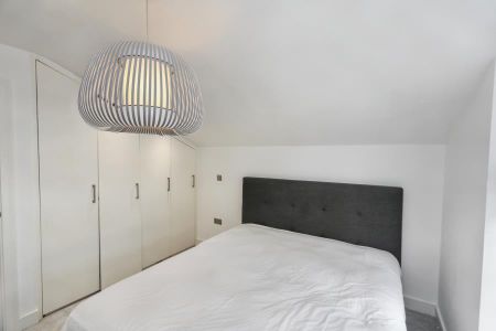 3 bedroom terraced house to rent - Photo 4