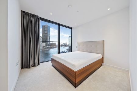 South Quay Plaza, Canary Wharf, E14 - Photo 2