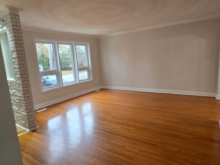 For Lease - 24 Fulham Street, Toronto, Ontario - Photo 3